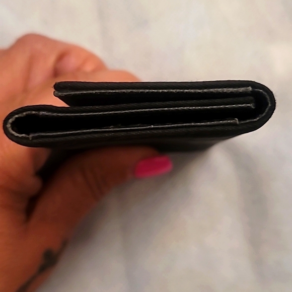 Prada key holder pre loved - Picture 7 of 7